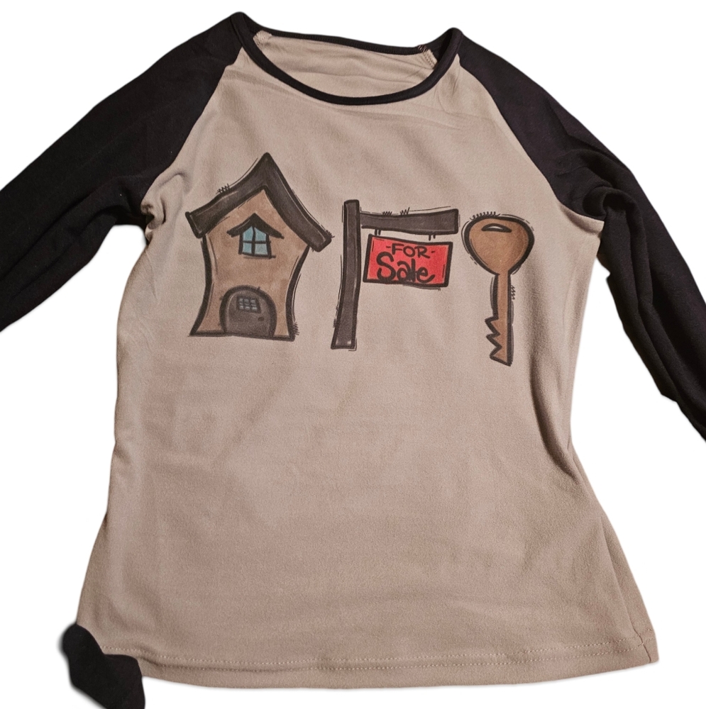 Brand yourself! Custom realtor shirt